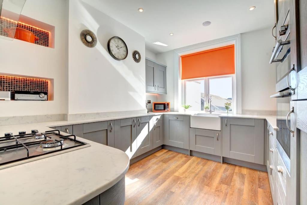 Modern 4 Bedroom Townhouse Perfect Location. Hove Esterno foto